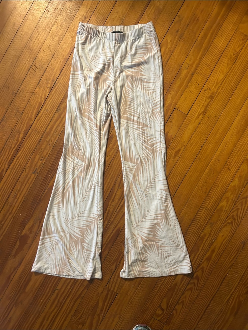 Forever 21 Cream and Tan Palm-Print  Wide Leg Pants Size Medium